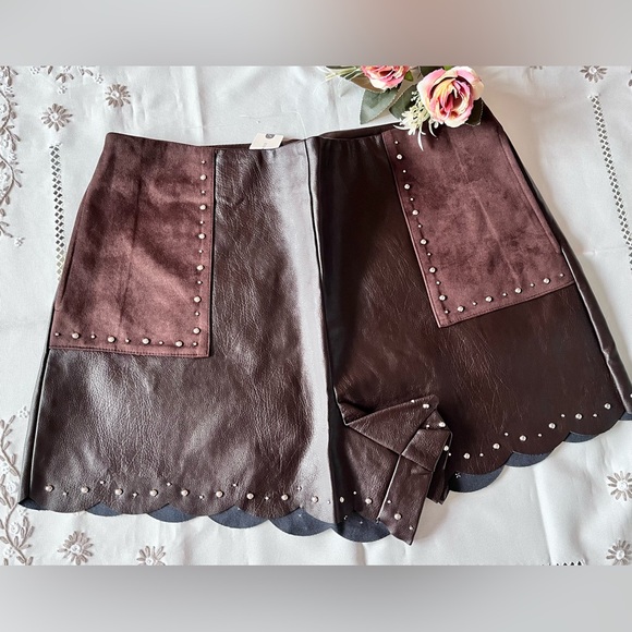 ANTHROPOLOGIE Studded Faux Leather Shorts - Picture 7 of 14